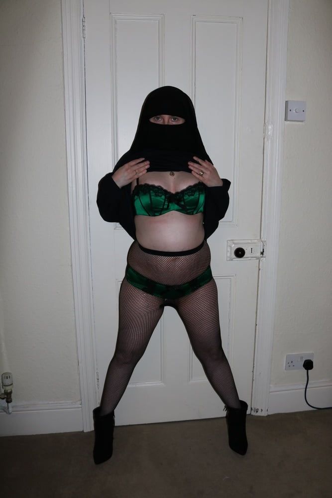 Burqa Niqab Fishnet Pantyhose #19