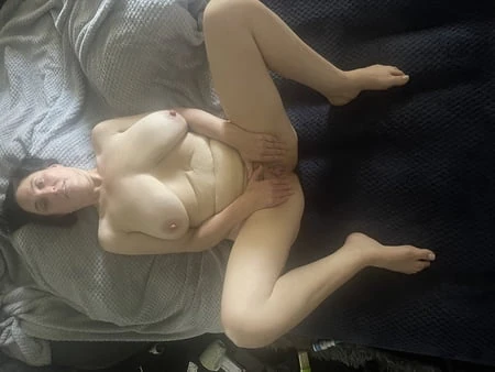 Mi scopo l'amico del marito nel salone