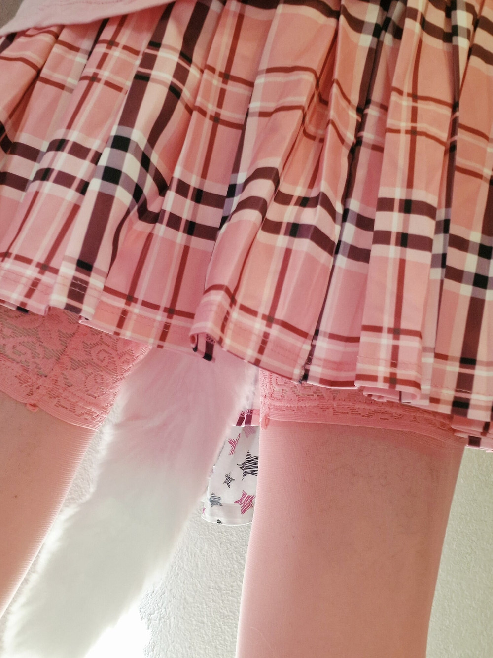 Sissy maid like it 😇