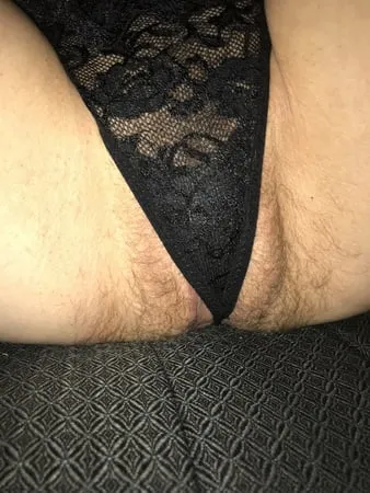 hairy wet pink pussy lips american milf feature         