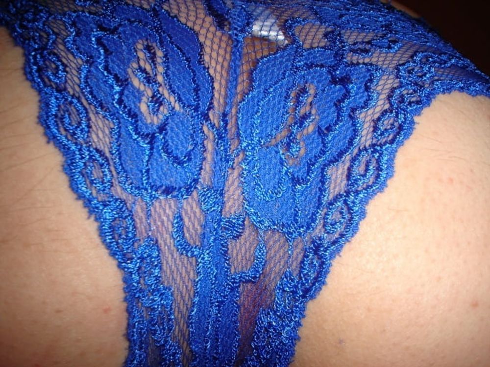 Leatransteen in cum Blue Satin Bra #10