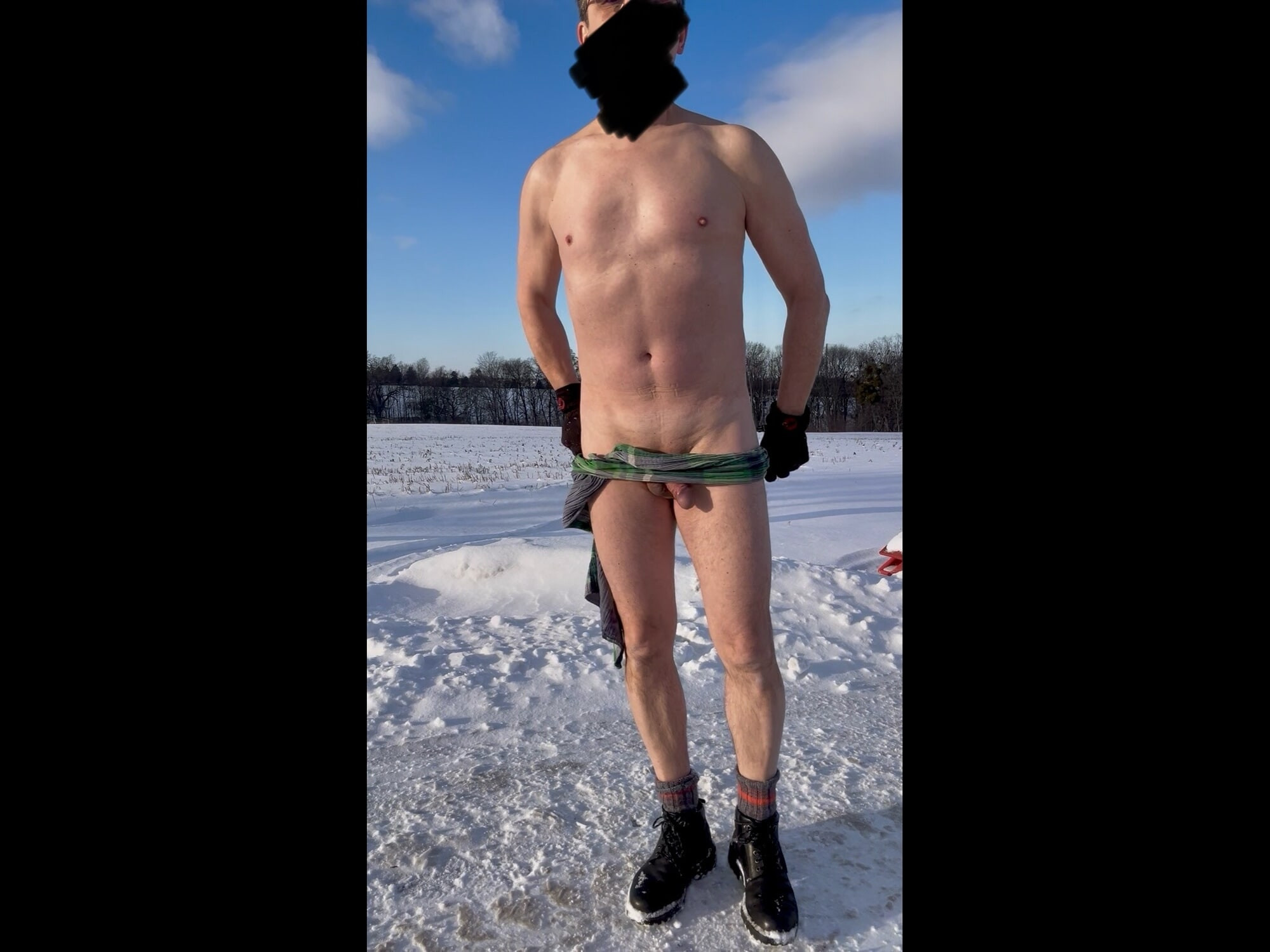 Im Winter nur mit Schal et Handschuhen !