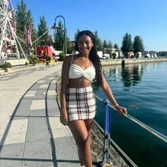 Vivi Moon Free Photos