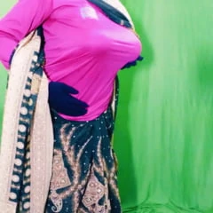 Desi saree sexy Bhabhi 