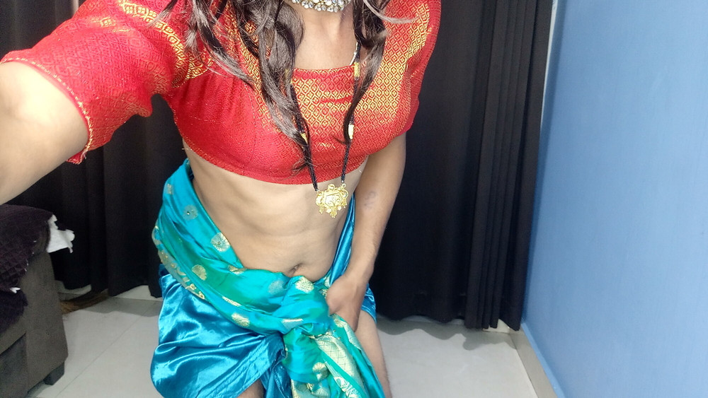 Indian stepmom sexy blou saree and peticot #56
