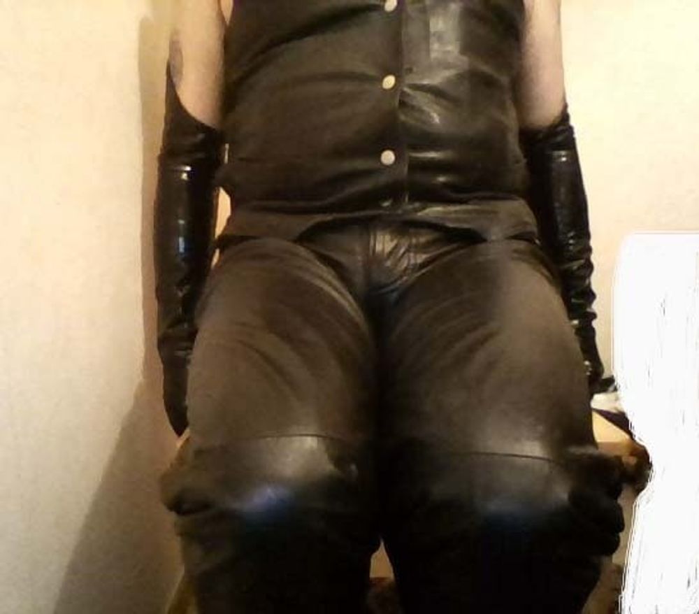 WEAR ME IN A TIGHT LEATHER #35