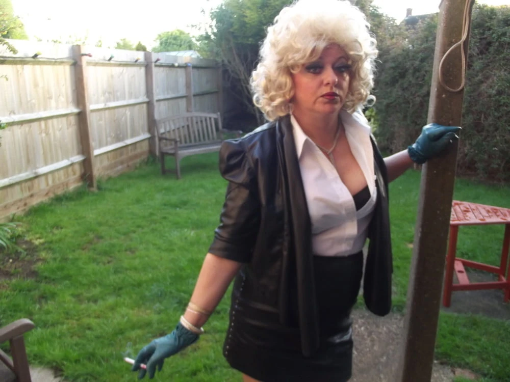 SHIRLEY ON SUNDAY #9
