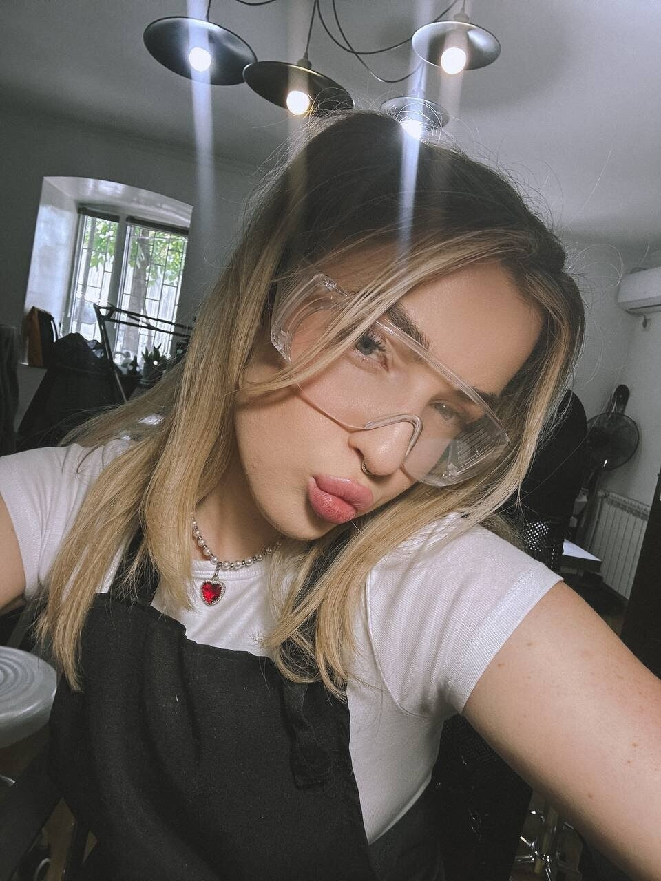 Lili Free Photos #11