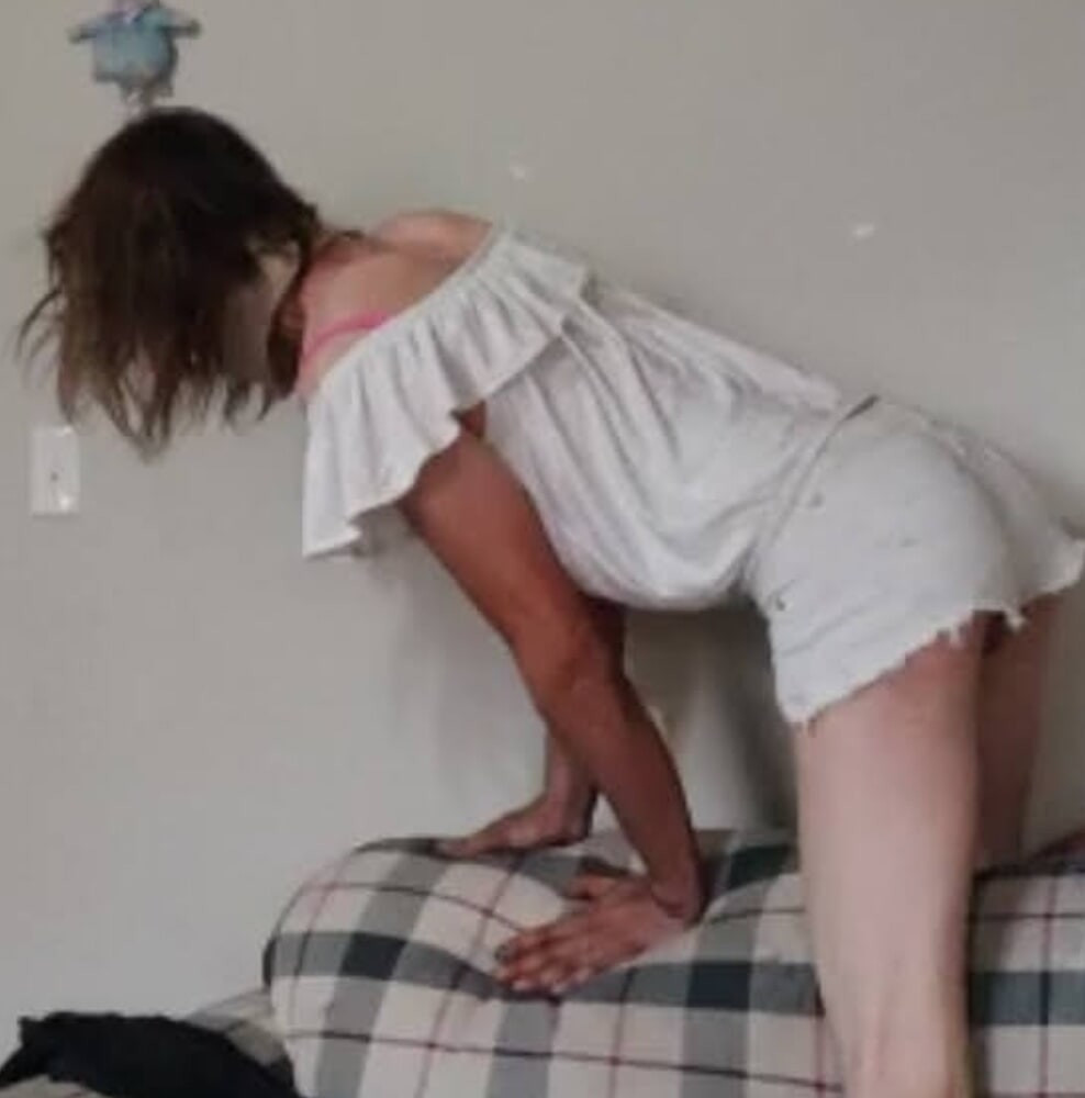 Playing around in different outfits #22