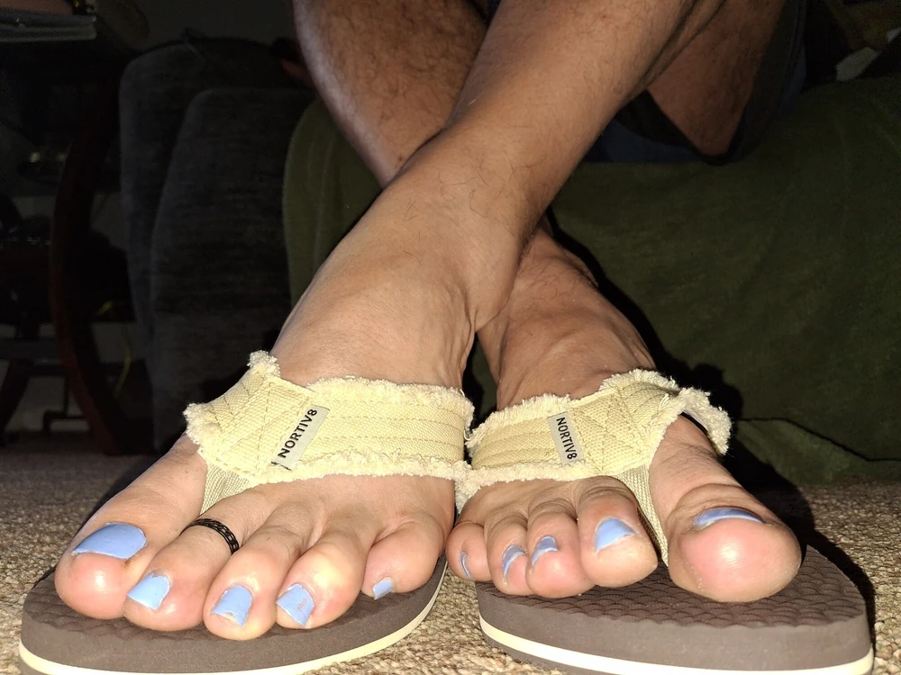 My painted toes while wearing flip flops