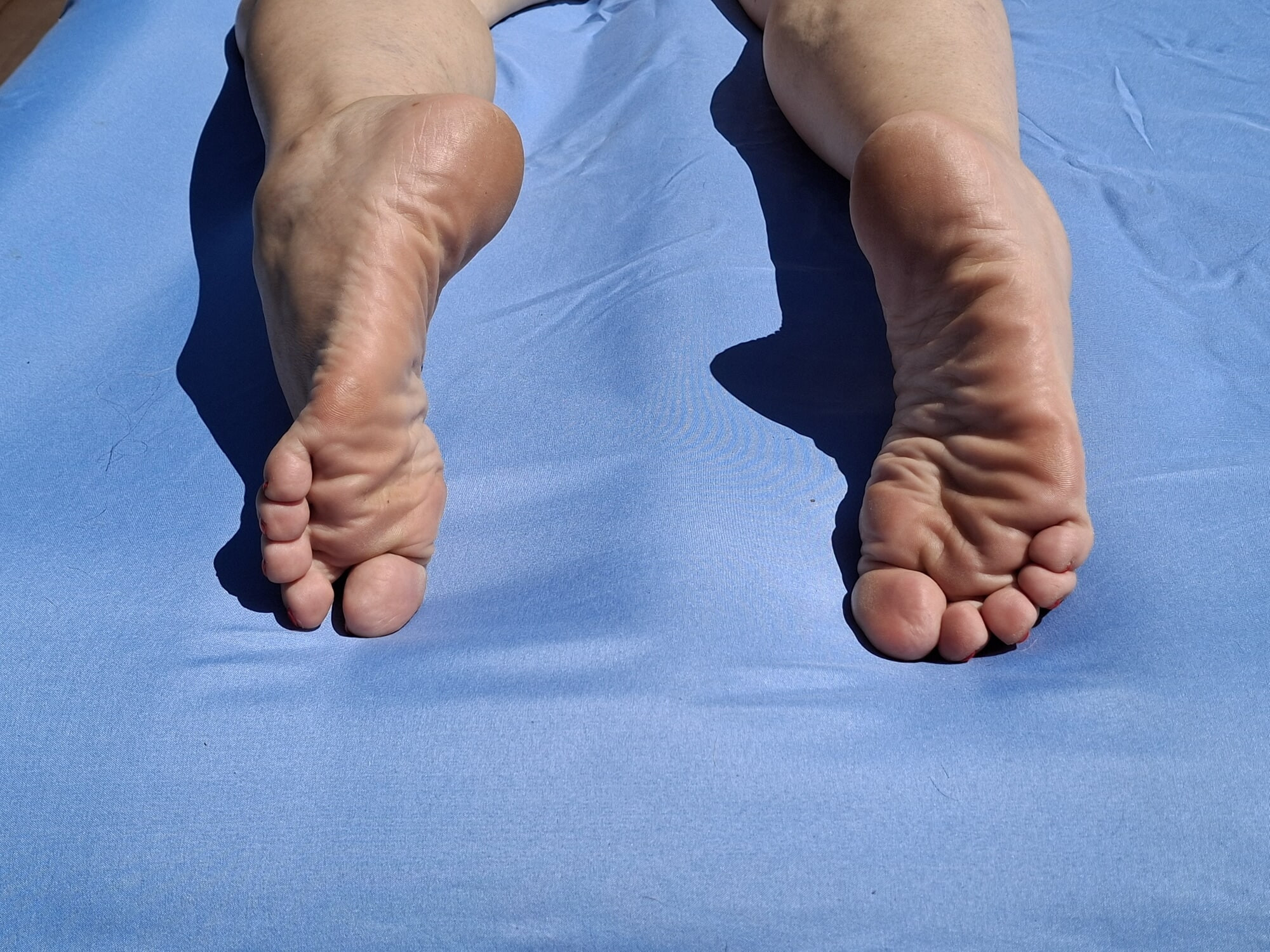 Sexy bare feet in the sun #5
