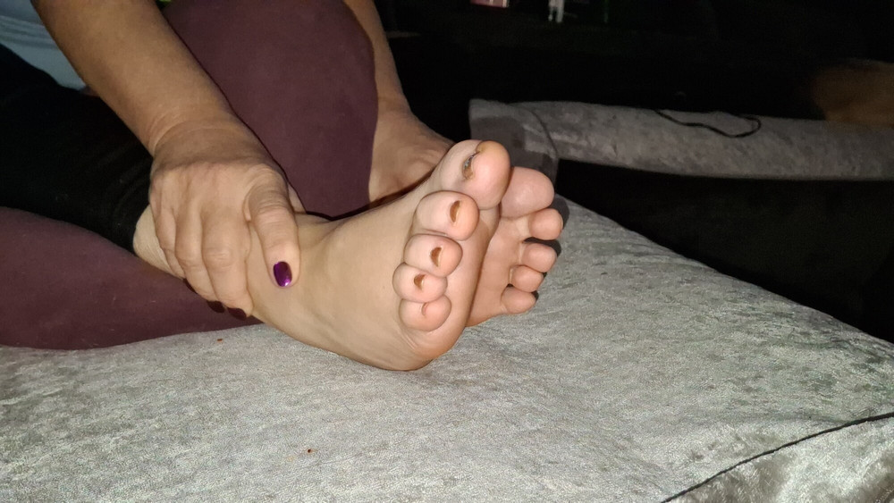 Girlfriend teases me with her sweet soles #9