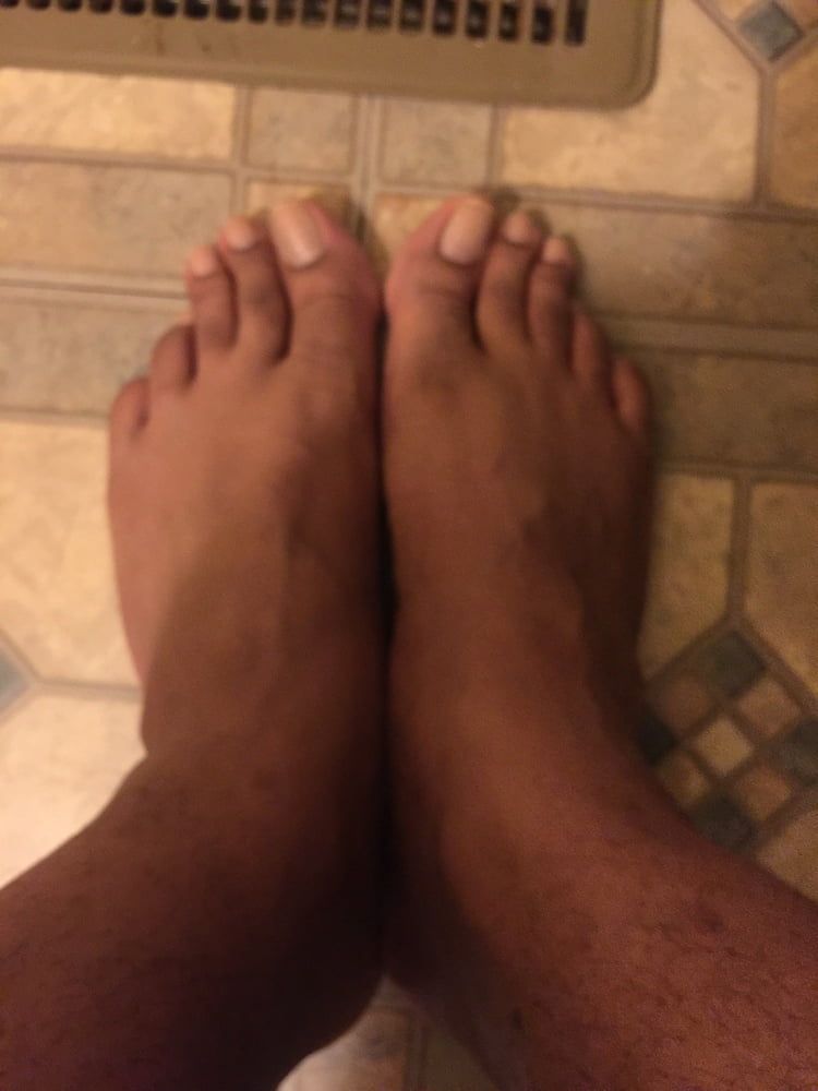 Big Foot black mens big feet male long toes nails  #10