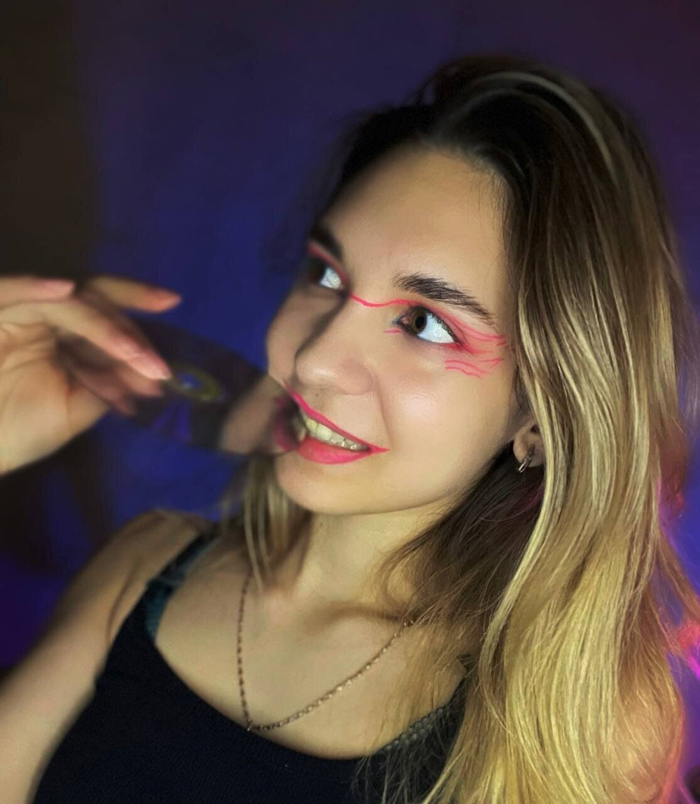 Cassandra Free Photos #53