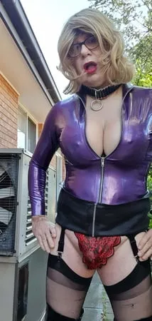 rachel rocks purple latex         