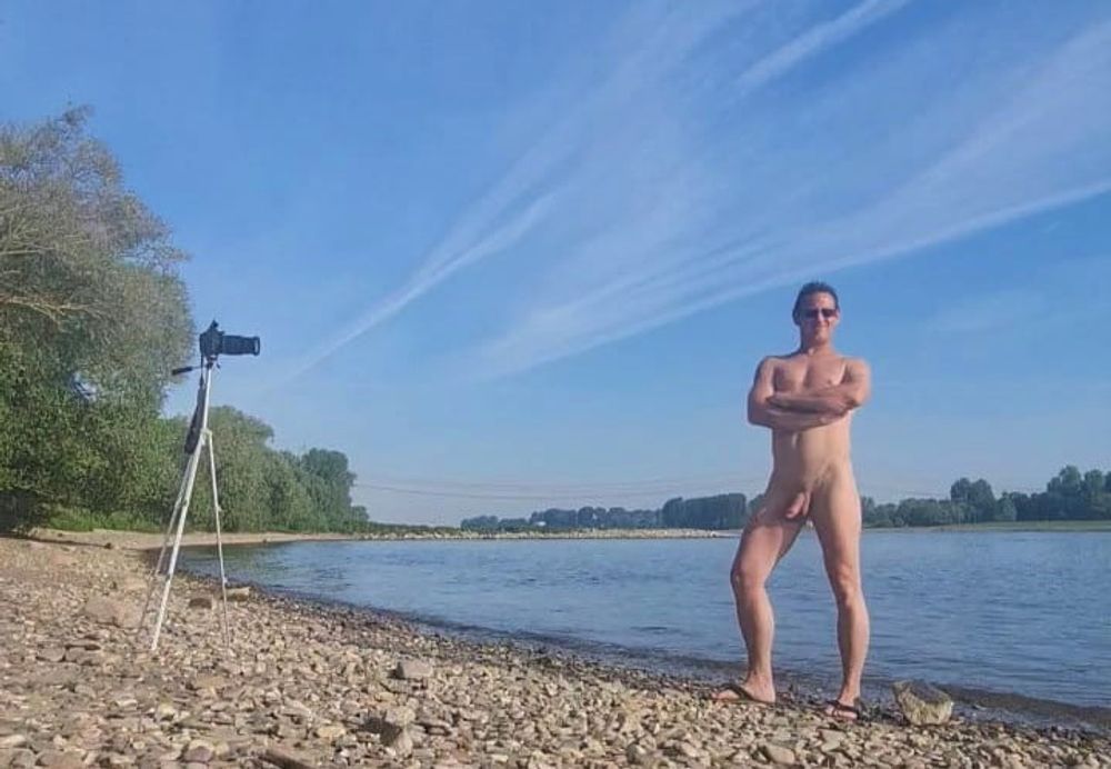 FKK Fotoshooting am Rhein in K?ln #6