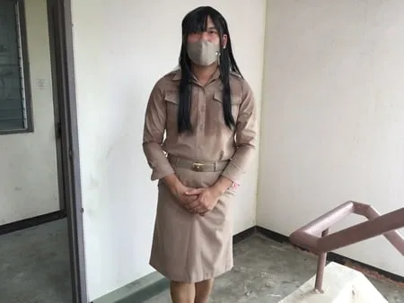 dress thai teacher         