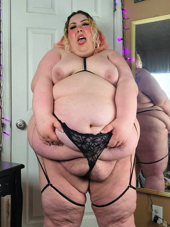 BBW In Strappy Lingerie 