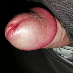 my thick penis head with my big pee hole