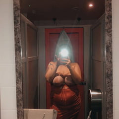 더 보고 싶으신가요?