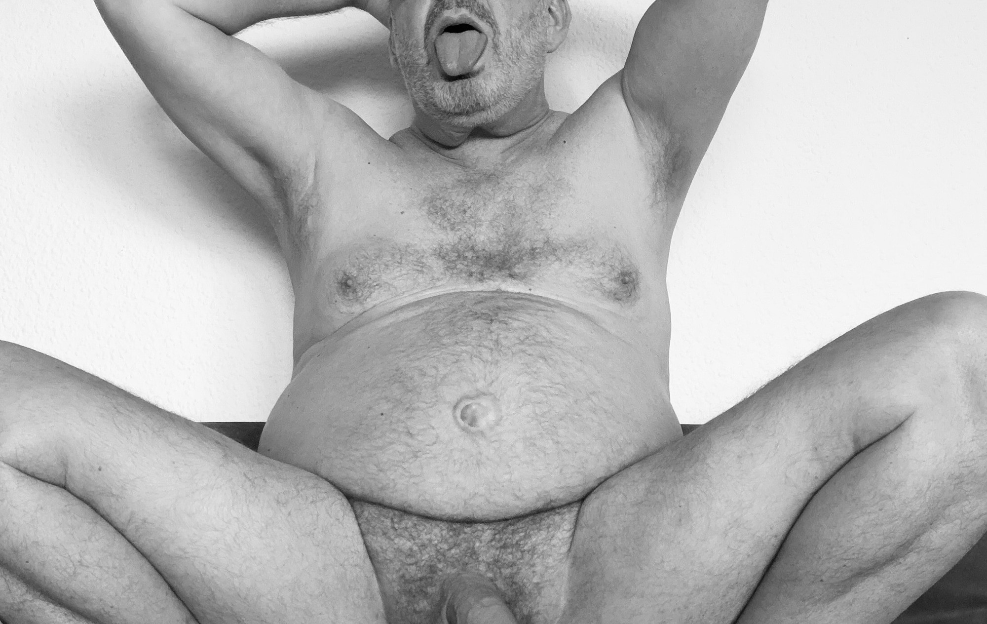 Hairy Oldie 115 #14