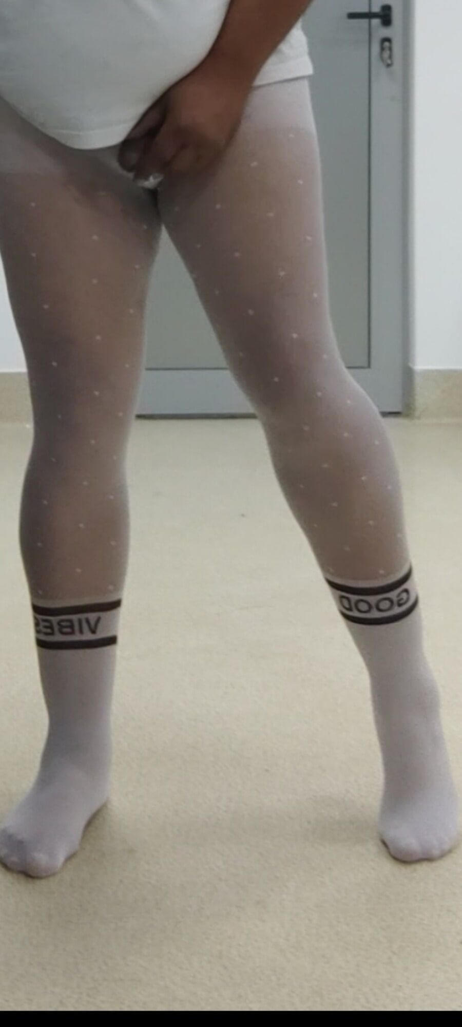 A pair of white dots pantyhose #16