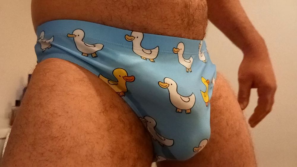 Small penis bulge cum in cute duck speedo, brief, trunks. #39