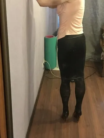 sissy secretary         