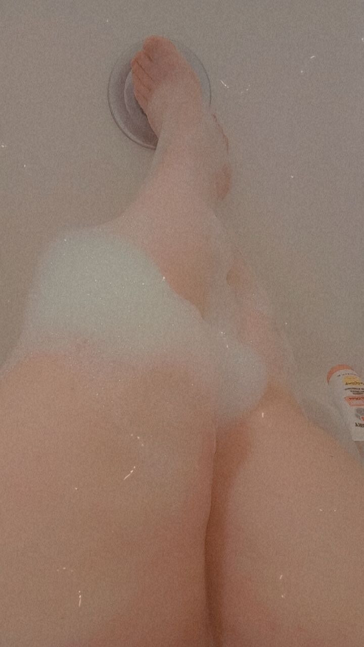 Feet and thighs