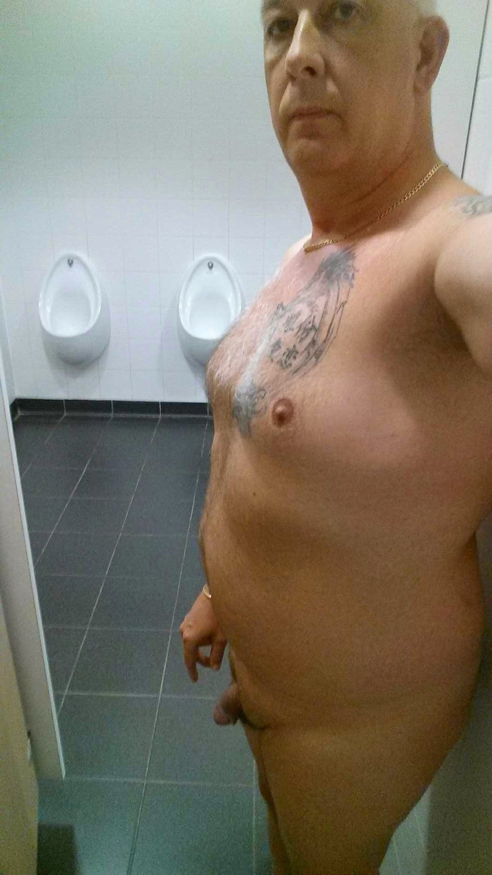 Public dare, will I get caught? #6