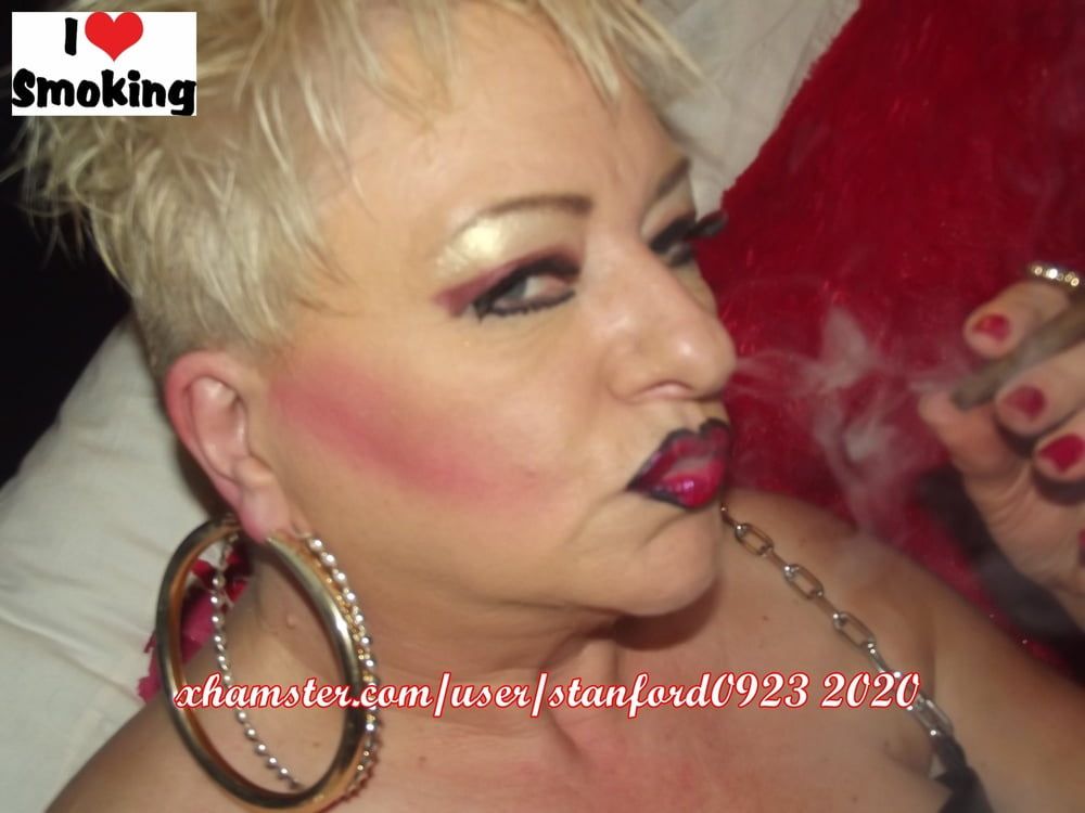 SMOKING WHORE 20 #6