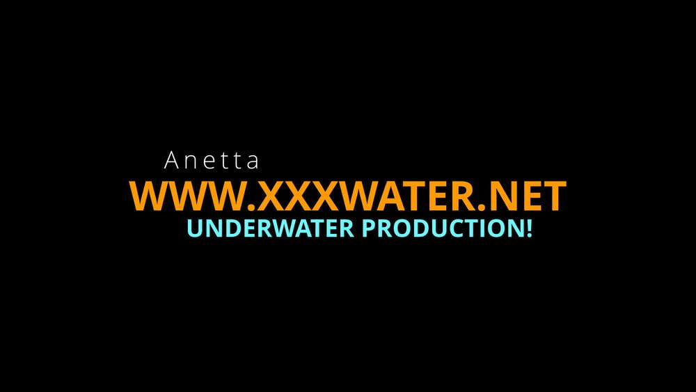 Anetta 2 UnderWaterShow