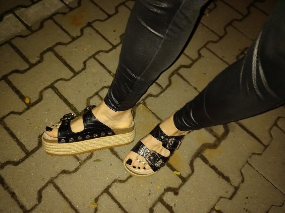 sexy feet and sexy platform sandals #2