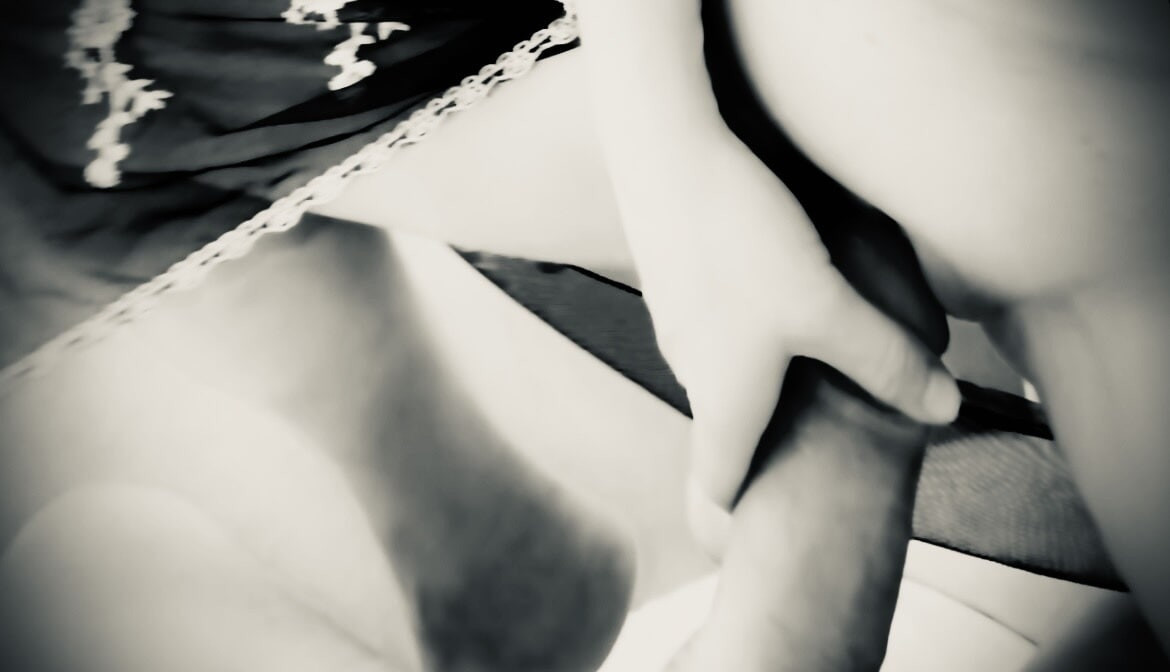 Seduction in Silvertone