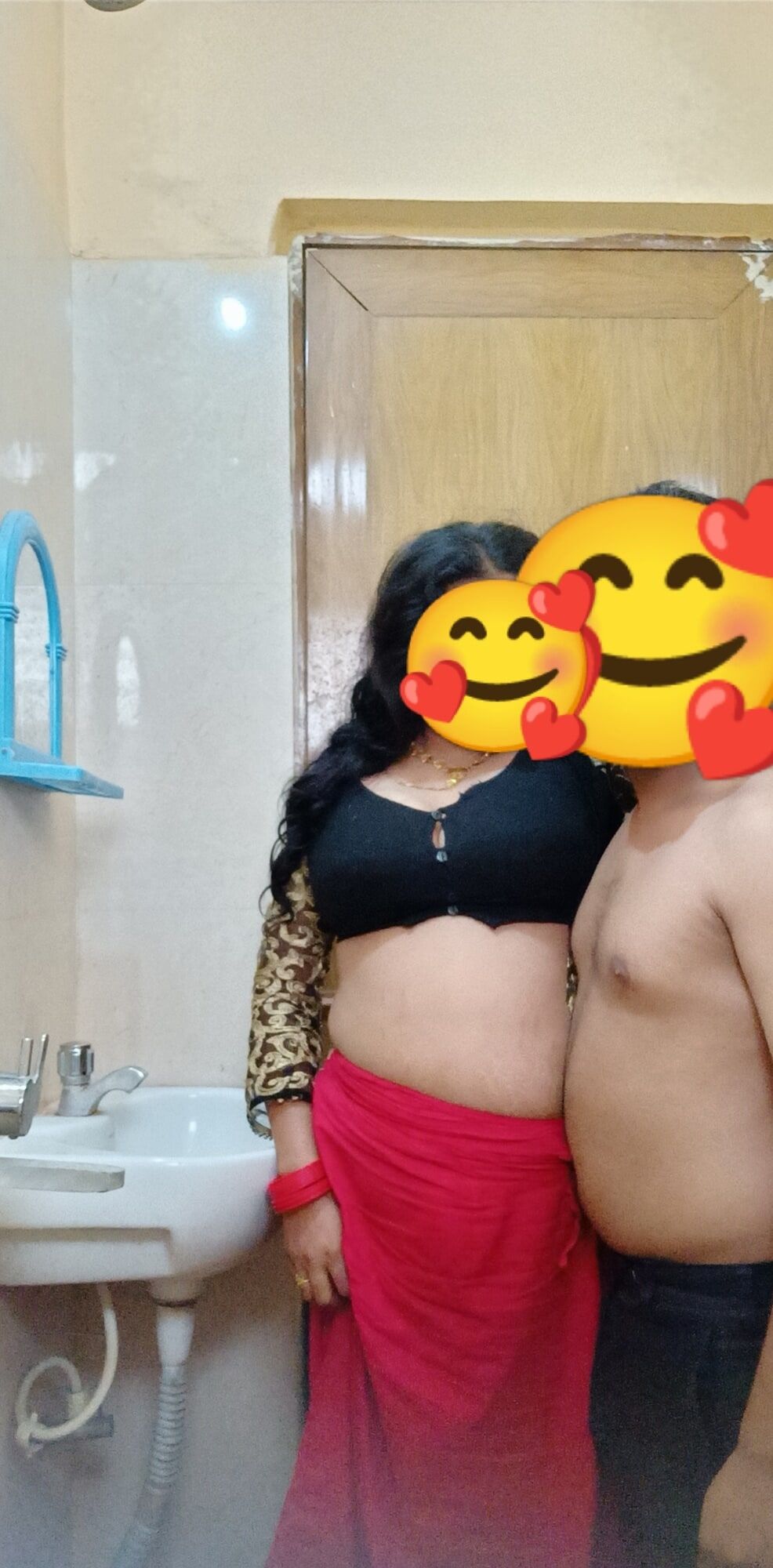 Desi aunty bathroom sex big boobs big ass big local sex 