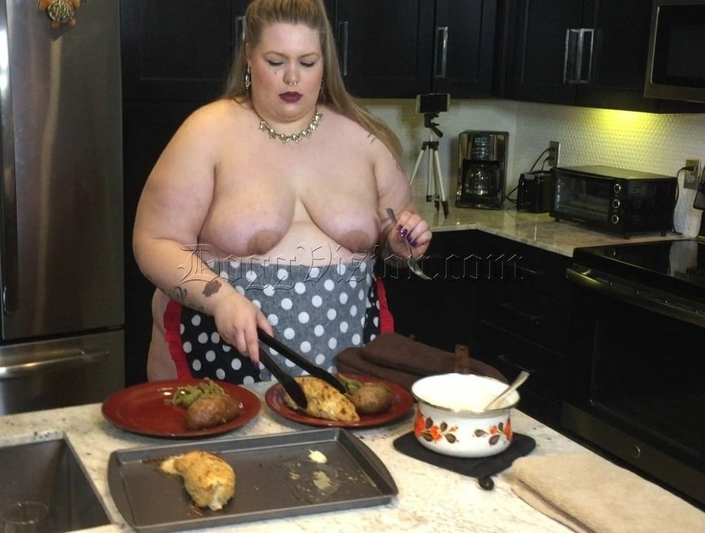 Big Booty Blonde BBW Cooking Show #6