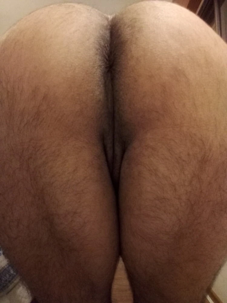 Sissy Lara enjoys to show her ass #9