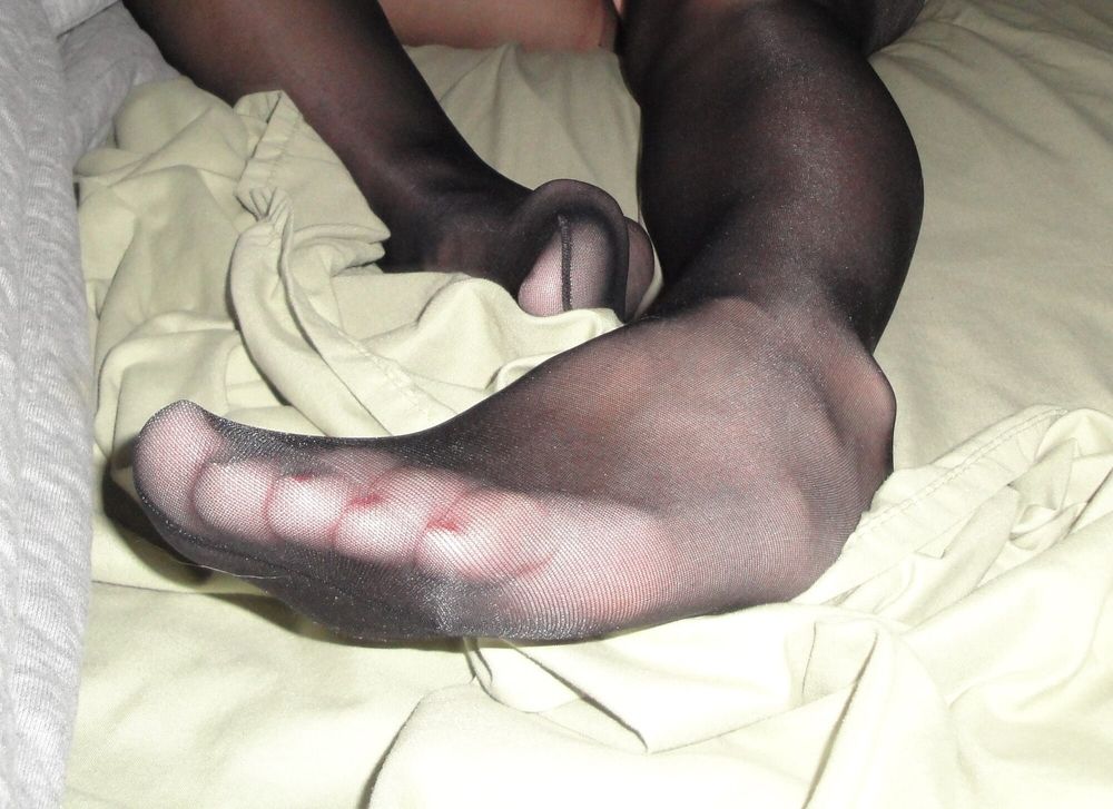 Black Pantyhose Feet