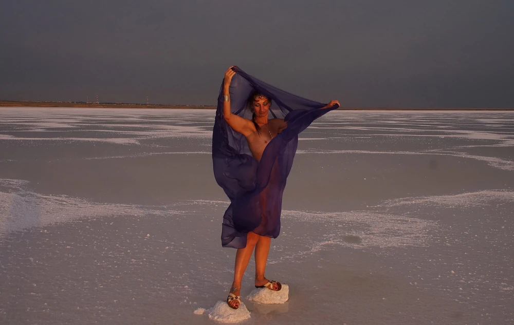 On Sunset-Light with DeepBlue Shawl on Salt- Lake #5