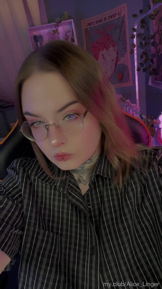 Alice Free Photos #8