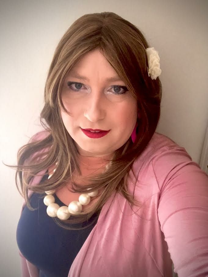 transgender Sabrina with elegance and femininity