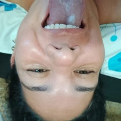 Bebiendo leche deliciosa