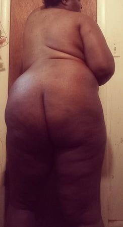Natural ass and titties 