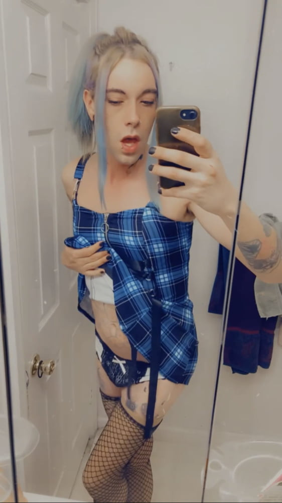 Cute Rocker Tgirl #17