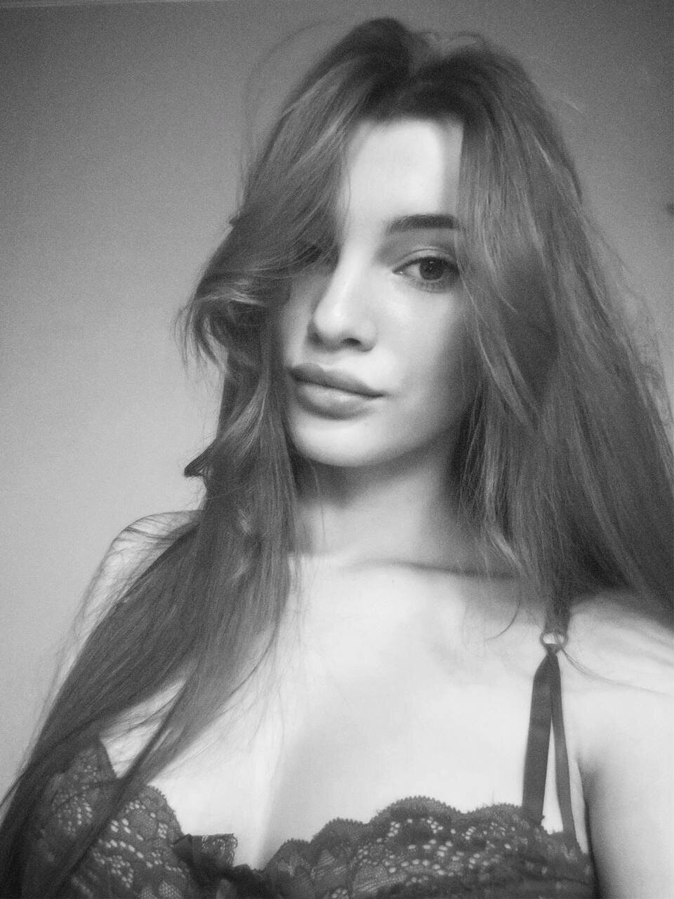 Lola Free Photos #28