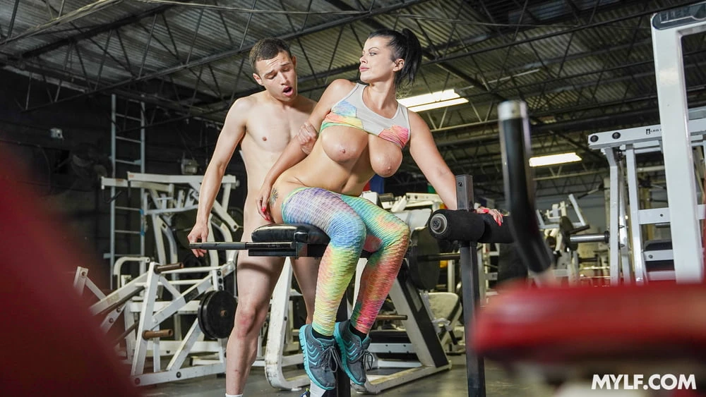 Nadia White - Next Level Workout #52