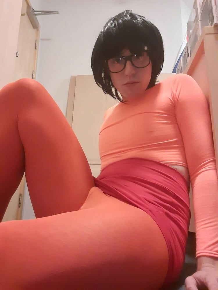 sissy Velma #19