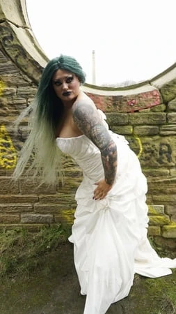 gothic bride         