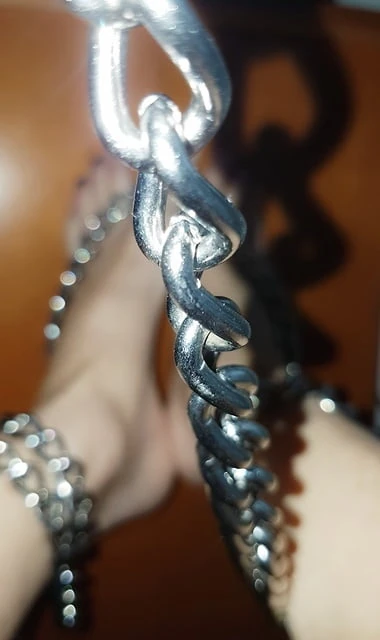 feet 