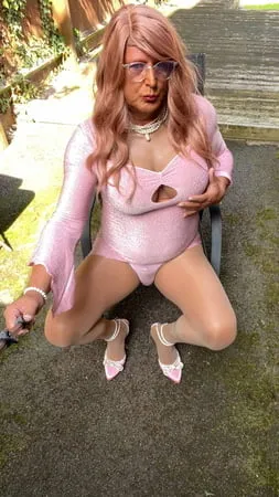 sexy crossdresser kellycd     in pink sparkly dress heels         